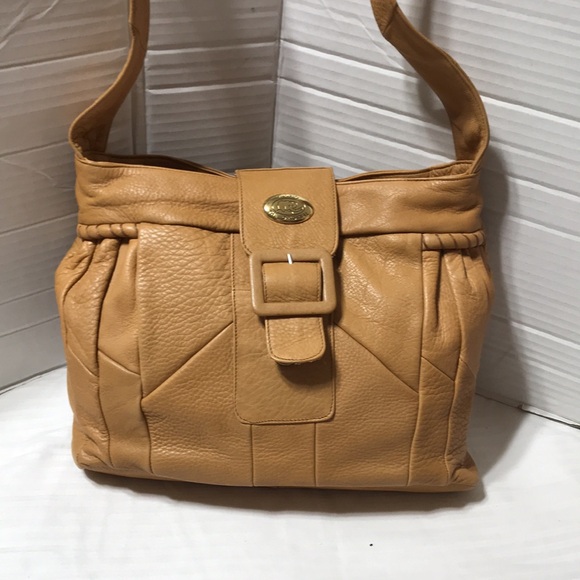 Avorio buttery smooth soft leather crossbody/shoulder bag. Made in Italy. - Picture 2 of 11